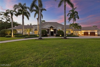 707 Hickory Rd, Naples, FL 34108