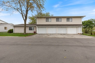236 N Waterford Dr Unit 11B, Schaumburg, IL 60194