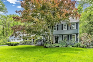 5 Hickory Rd, Southborough, MA 01772