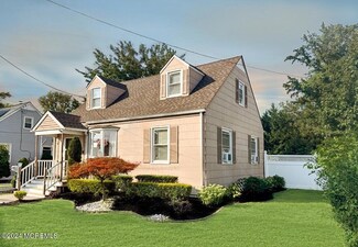 25 New Brunswick Ave, Matawan, NJ 07747