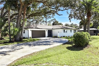 13754 River Forest Dr, Fort Myers, FL 33905