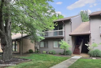 30 Claremont Ct, Red Bank, NJ 07701