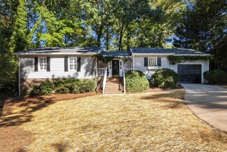 1404 Westmoreland Dr, Raleigh, NC 27612
