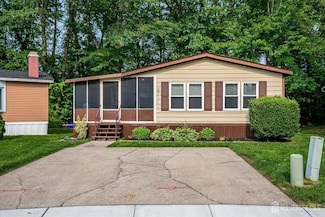 37 Whitman Rd, North Brunswick, NJ 08902