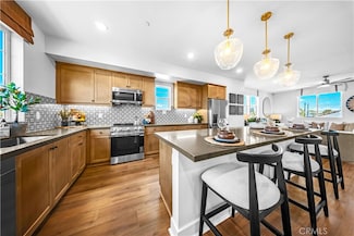 2861 Via Descanso, Camarillo, CA 93012