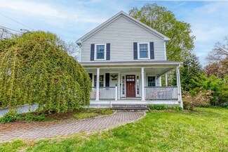 64 Prospect St, Needham, MA 02492