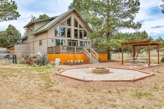 3401 Navajo Dr, Overgaard, AZ 85933