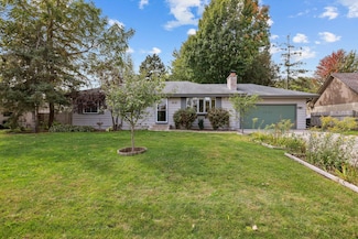 1244 Highview Dr, New Brighton, MN 55112