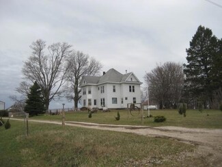 18424 290th St, Hubbard, IA 50122