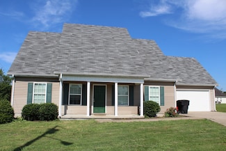 2415 Tour Dr, Murfreesboro, TN 37130