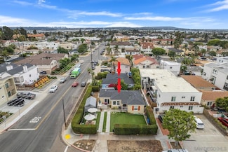 1679-81 Chalcedony St, San Diego, CA 92109
