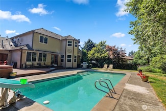 932 Pike Place NE, Auburn, WA 98002