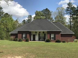 123 Robertson Rd, Petal, MS 39465