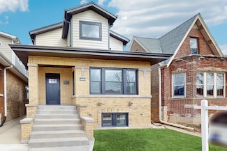 5524 W Byron St, Chicago, IL 60641