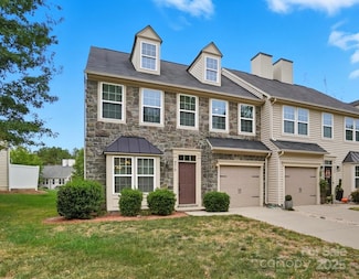 9510 Birkwood Ct, Charlotte, NC 28278