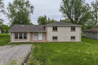 7447 E Bristol Rd, Davison, MI 48423