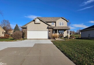 407 W Merle Hibbs Blvd, Marshalltown, IA 50158