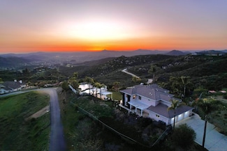 3525 Fern Canyon Rd, Jamul, CA 91935