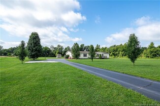 1316 S Goshen Rd, Scottsburg, IN 47170