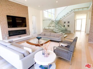 6221 Maryland Dr, Los Angeles, CA 90048