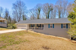 4151 Walnut Cir, Flowery Branch, GA 30542