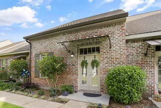 13797 Azalea Dr, Saint Francisville, LA 70775
