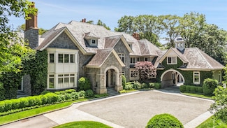 3 Terrace Cir, Armonk, NY 10504