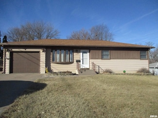 1404 4th St W, Milan, IL 61264