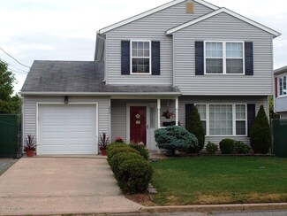 253 Thompson Ave, North Middletown, NJ 07748