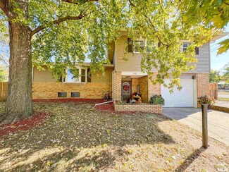 110 Saint Marks Dr, South Pekin, IL 61564