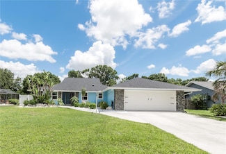 3915 Meadow Creek Dr, Sarasota, FL 34233