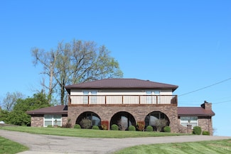 1908 Gardner Rd, Hamilton, OH 45013