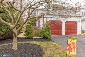 4855 Plum Run Ct, Wilmington, DE 19808