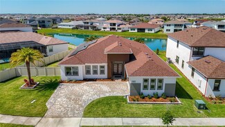 8671 Sanders Tree Loop, Wesley Chapel, FL 33545