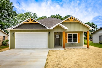 912 Lakeshore Dr, Heber Springs, AR 72543