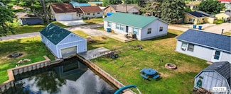 100 Island Dr, Houghton Lake, MI 48629