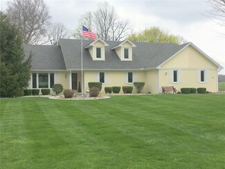 8960 W Deer Creek Way, Middletown, IN 47356