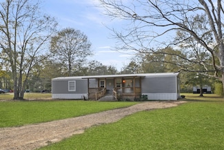 35 George Bilbo Rd, Lumberton, MS 39455