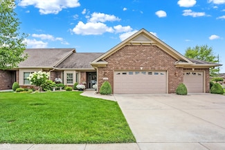 4945 Sanibel Dr, Columbus, IN 47203