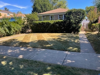 1105 Pitner Ave, Evanston, IL 60202