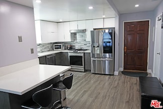 2053 Barry Ave, Los Angeles, CA 90025