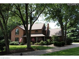 4070 Croydon Dr NW, Canton, OH 44718