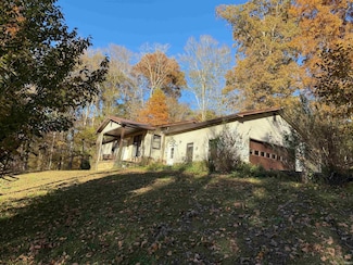 2980 Carlton Rd, Bristow, IN 47515