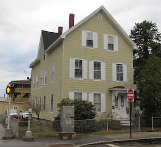 247 Spruce St, Manchester, NH 03103