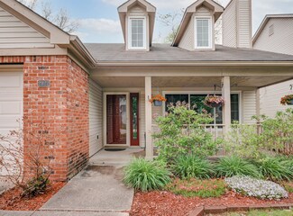 2922 Scottsdale Dr, Indianapolis, IN 46234