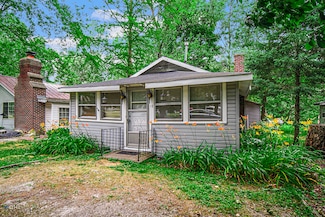 15789 E Channel Ln, Momence, IL 60954