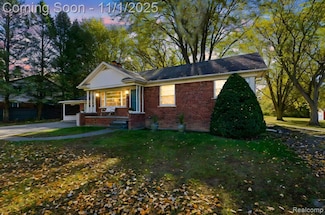 19342 22 Mile Rd, Macomb, MI 48044