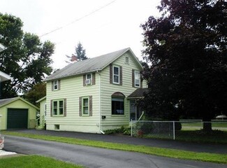 15 Pleasant Ave, Oneonta, NY 13820
