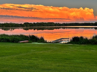 507 Ponto Point, Winsted, MN 55395