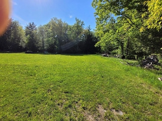 33 Willys Ln, Milton, VT 05468